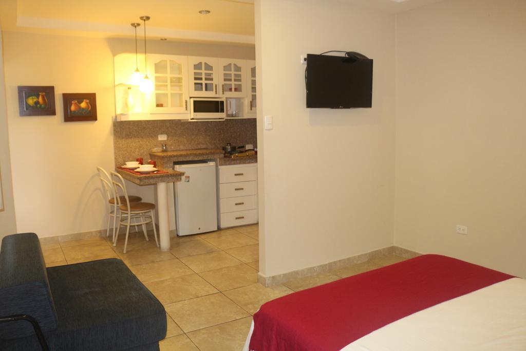 El Patio Suites II Guayaquil Eksteriør billede