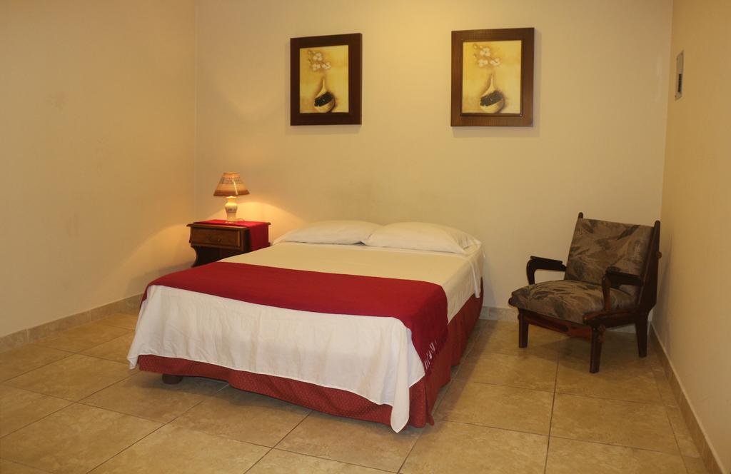 El Patio Suites II Guayaquil Eksteriør billede