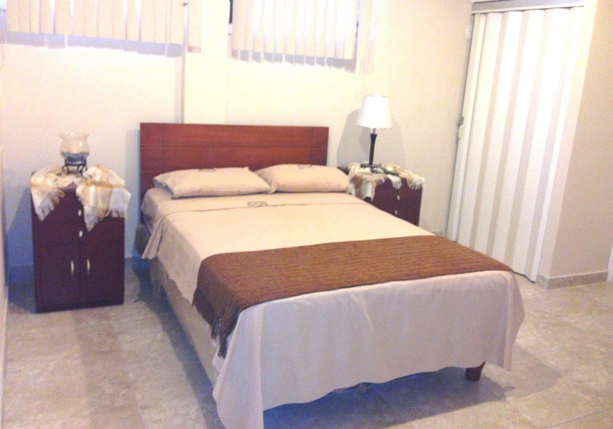 El Patio Suites II Guayaquil Eksteriør billede